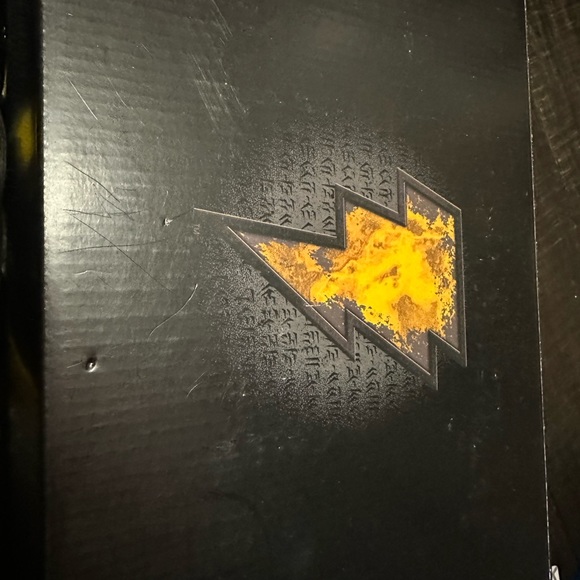 Under Armor X Dwayne Johnson - Picture 2 of 3